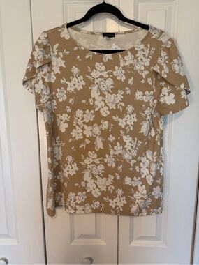 Ann Taylor Tan Floral Short Sleeve Top with White Print -  Size Large